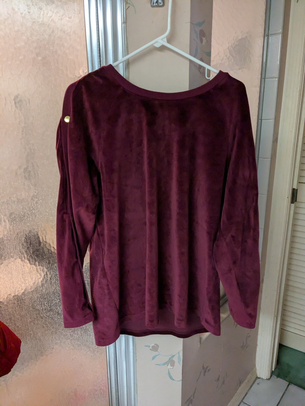 Women's XL Burgundy Velour Michael Kors Sweatshirt Gold Button Detail